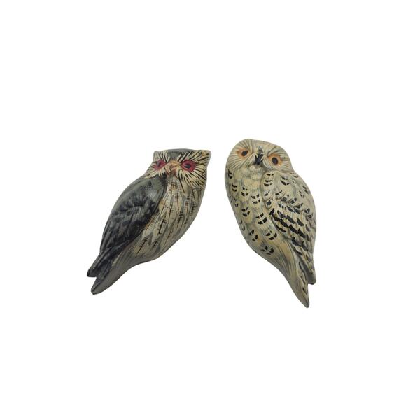 Vintage Plastic Owl Refrigerator Magnets Pair Rustic Woodland Bird Kitchen Décor - Picture 1 of 7